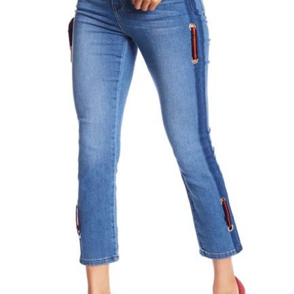 Romeo & Juliet Couture- Straight CropsJean SMALL - Picture 2 of 2
